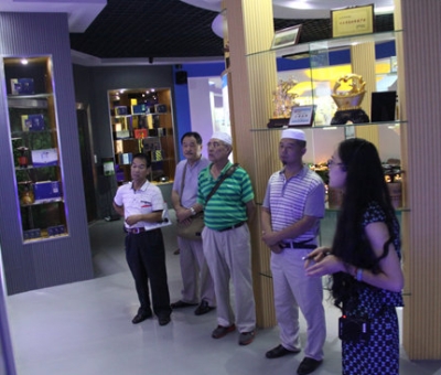 伊斯蘭教協(xié)會(huì)海光生會(huì)長一行蒞臨仙客來調(diào)研清真食品